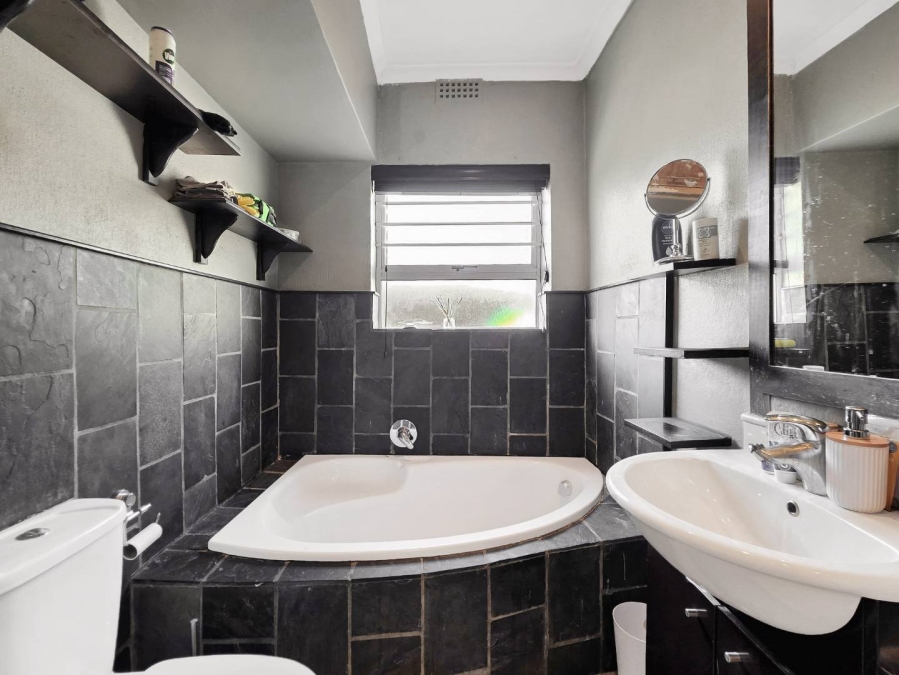To Let 2 Bedroom Property for Rent in Oranjezicht Western Cape